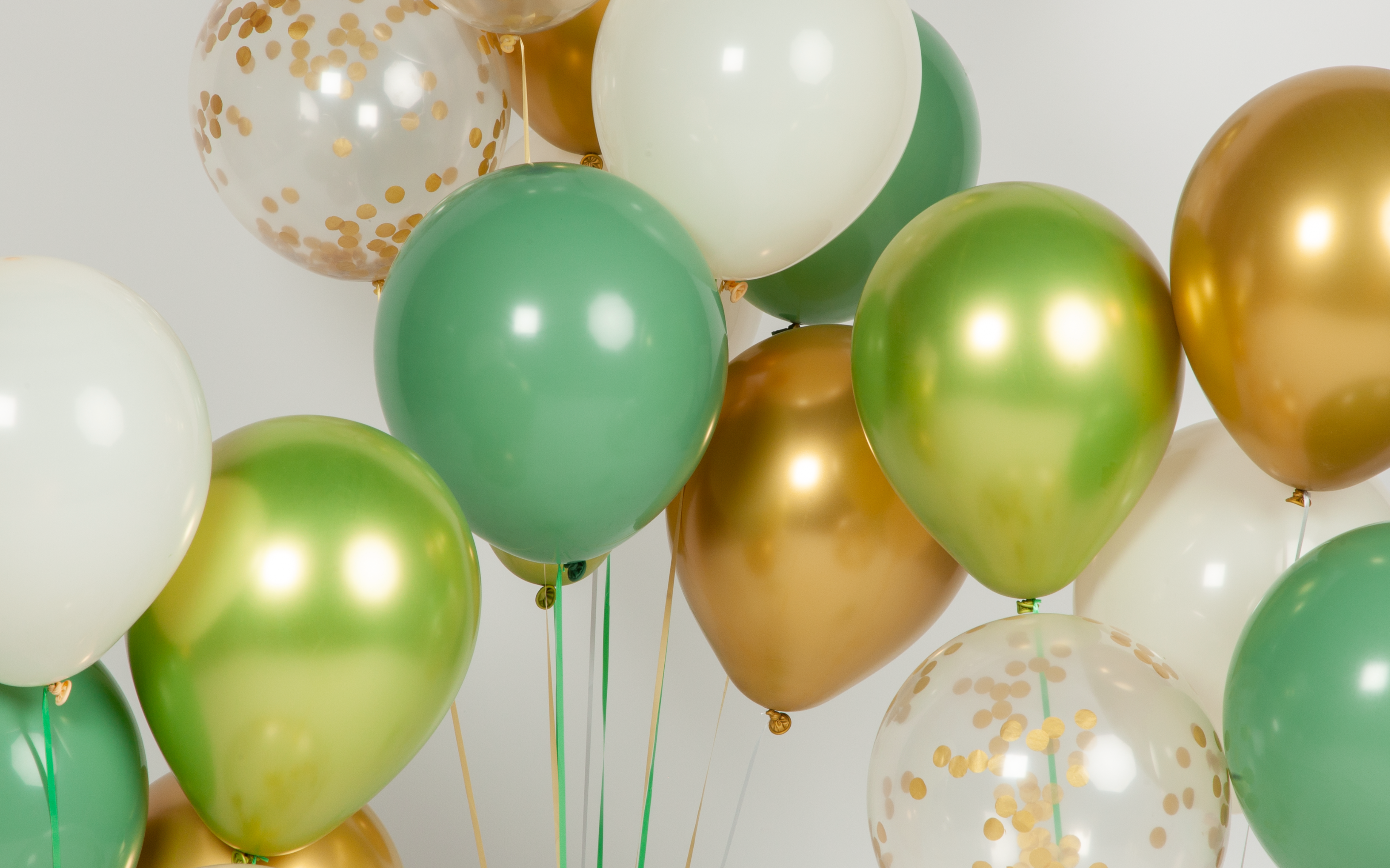 Geef Feedback En Win Een Feestpakket Naar Keuze!