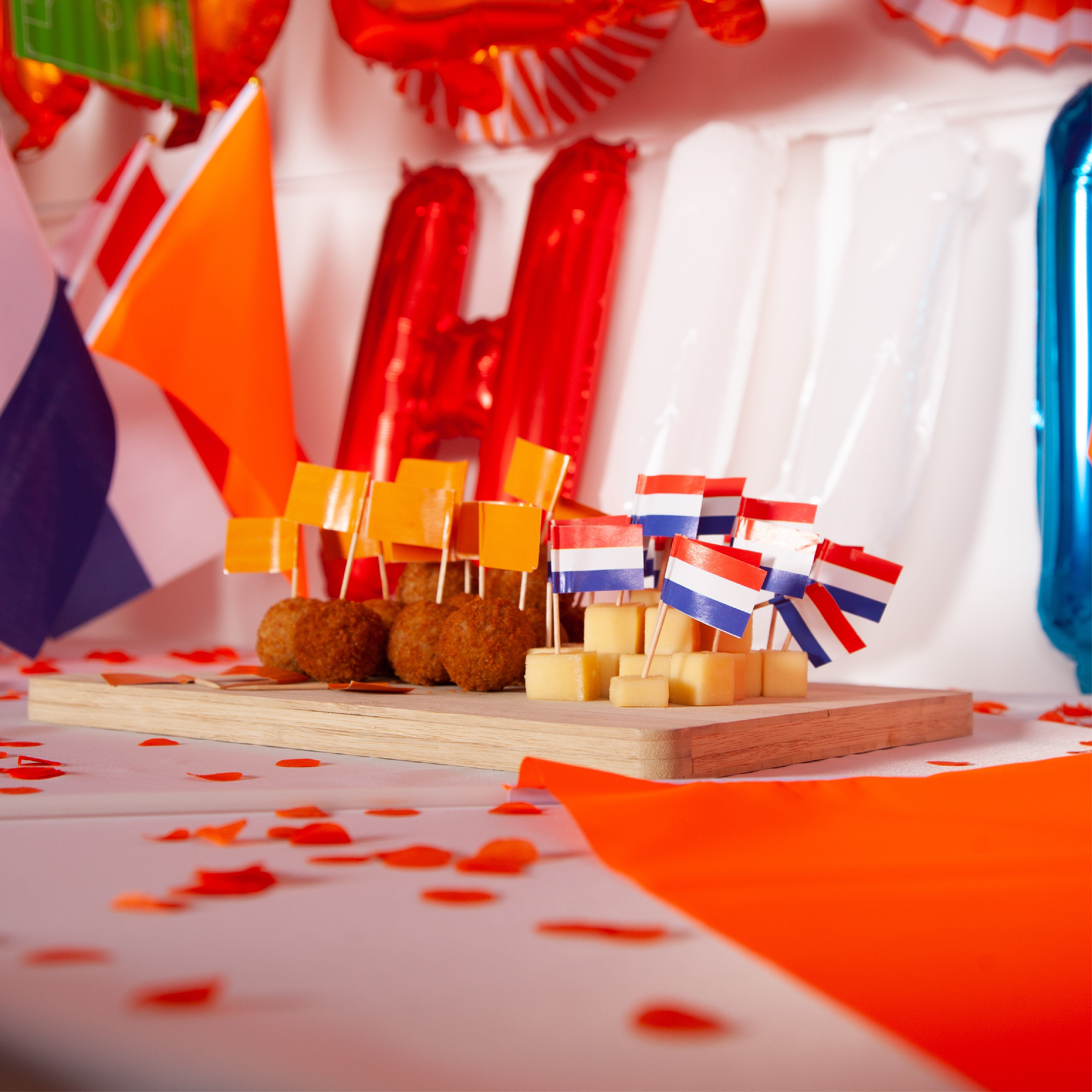 EK & WK Voetbal Nederland Feestpakket Oranje, Rood, Wit & Blauw