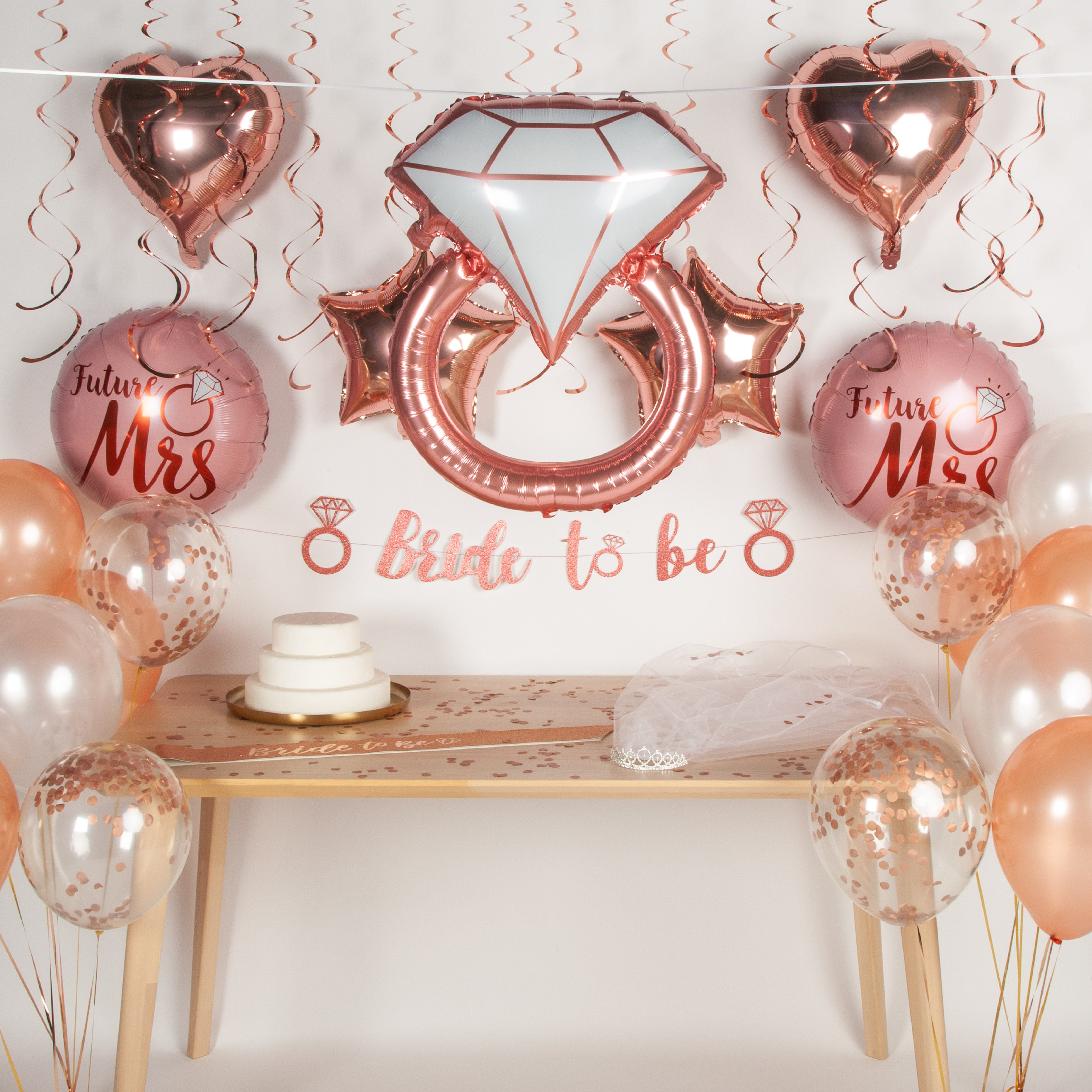 Bride To Be Feestpakket Medium Rose Goud & Wit