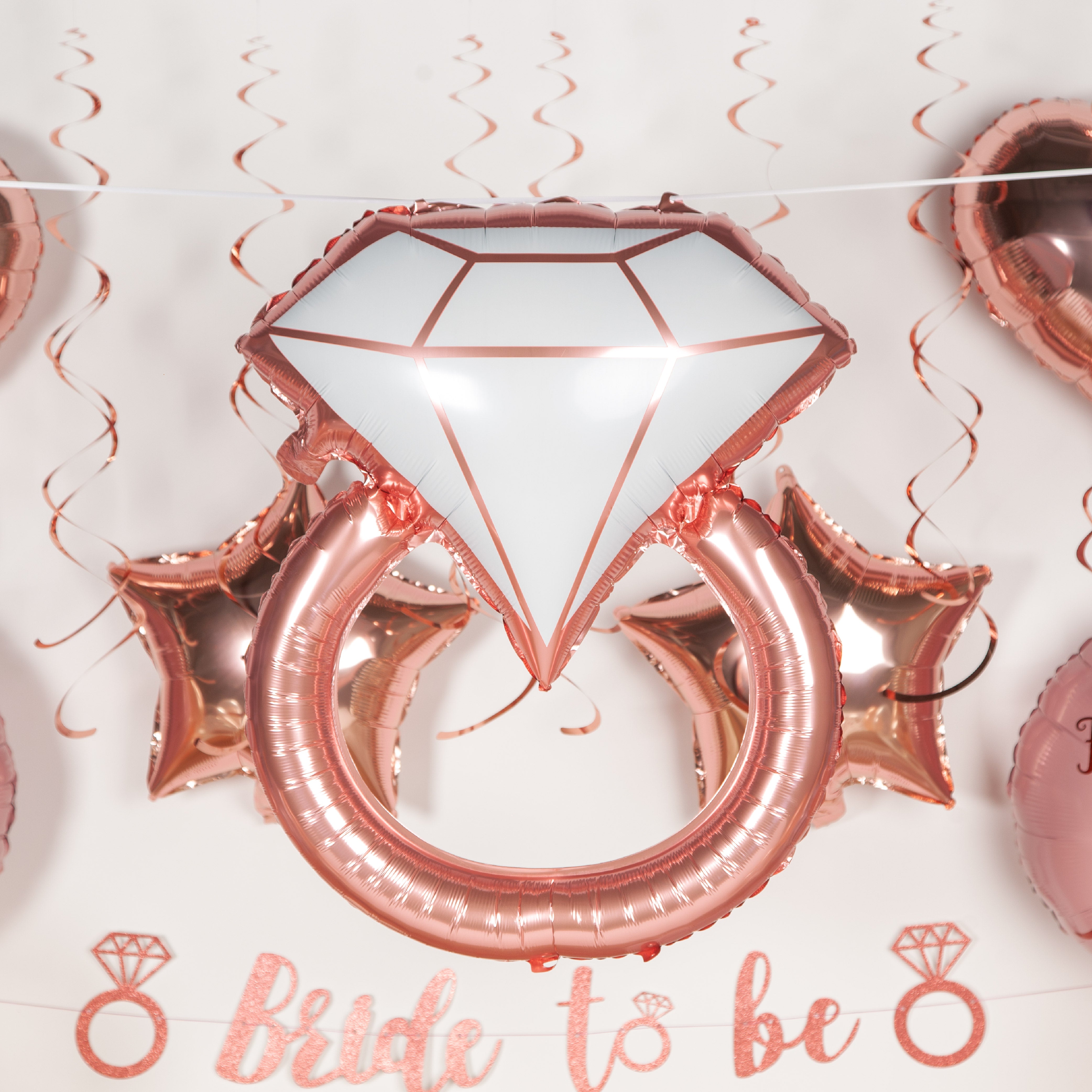 Bride To Be Feestpakket Medium Rose Goud & Wit