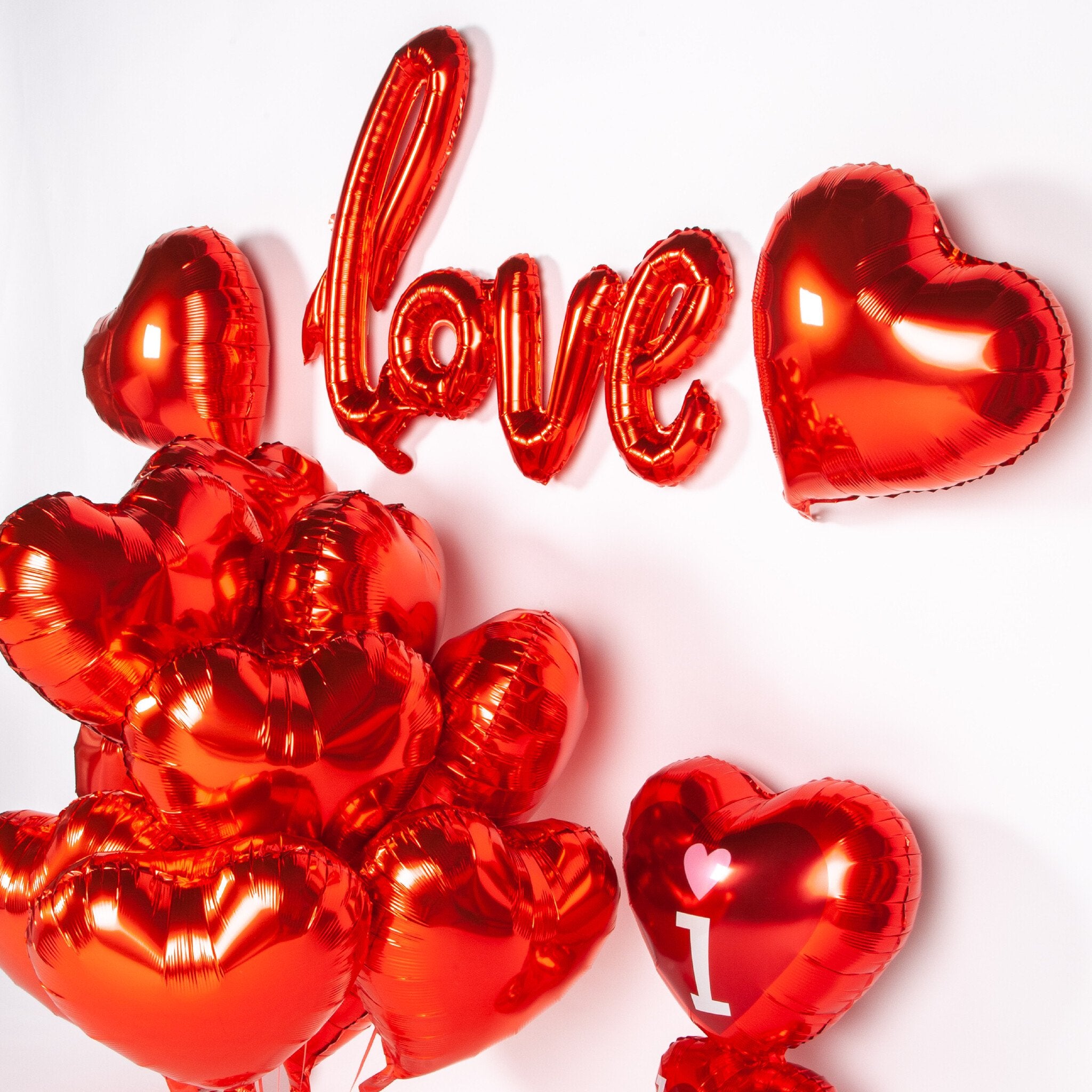 22 Stuks Love Liefde & Valentijn Folieballonnen Rood